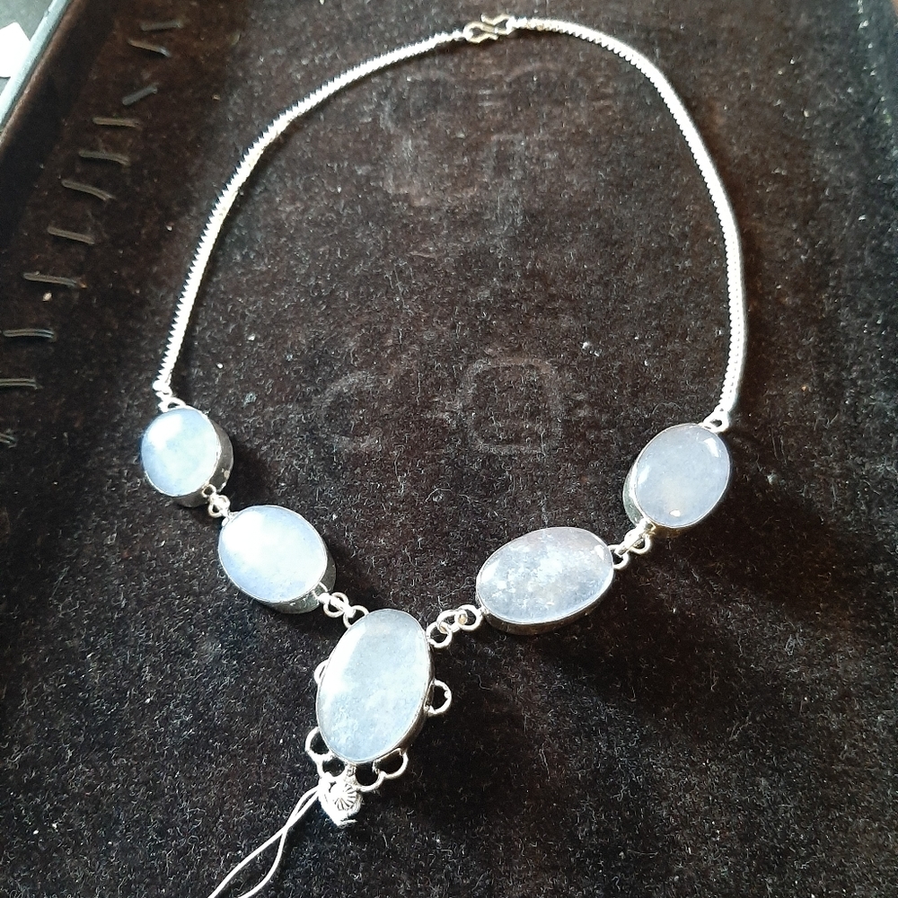 Ladies jewelry